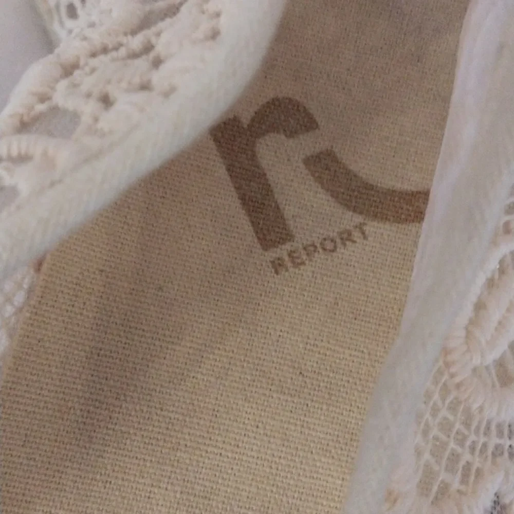 Report Lace Espadrilles